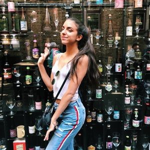 Meet your Posher, Cate